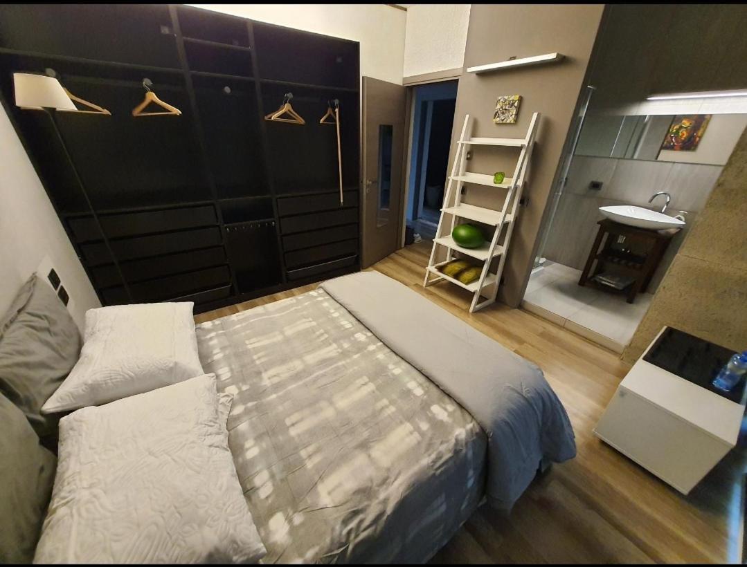 Cristallo Private Double Room & Ensuite Open Space Bathroom With Views Fontanelice Bagian luar foto